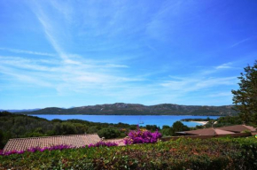15E - Porto Mannu spazioso bilocale con ampio patio vista mare